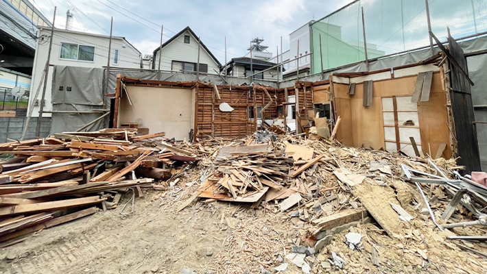 解体工事・足場架設工事